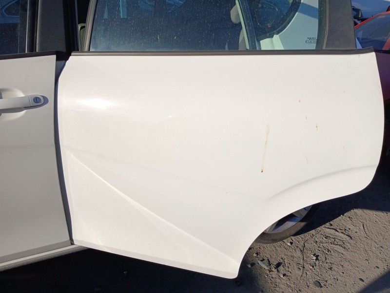 Recambio de puerta trasera izquierda para seat leon (1p1) 1.6 tdi referencia OEM IAM   