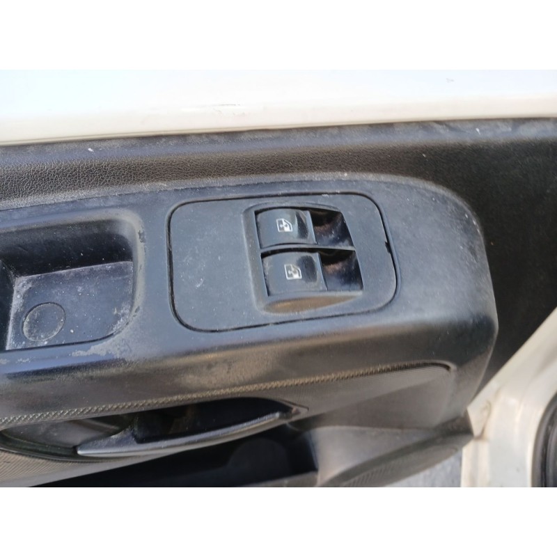 Recambio de mando elevalunas delantero izquierdo para peugeot bipper (aa_) 1.3 hdi 80 / bluehdi 80 referencia OEM IAM   