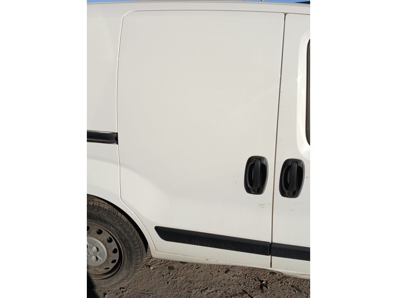 Recambio de puerta lateral corredera derecha para peugeot bipper (aa_) 1.3 hdi 80 / bluehdi 80 referencia OEM IAM   