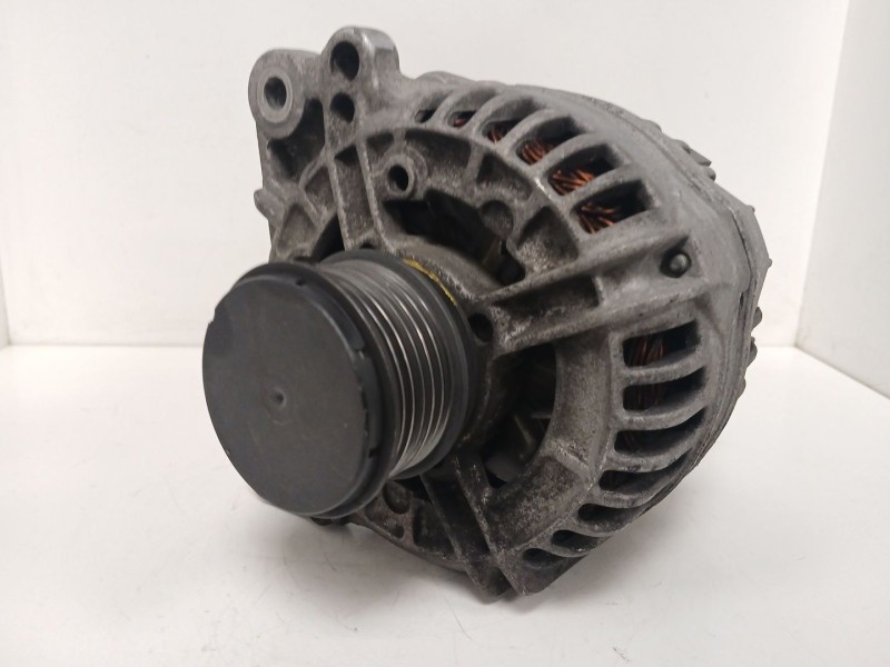 Recambio de alternador para volkswagen golf iv (1j1) 1.9 tdi referencia OEM IAM   