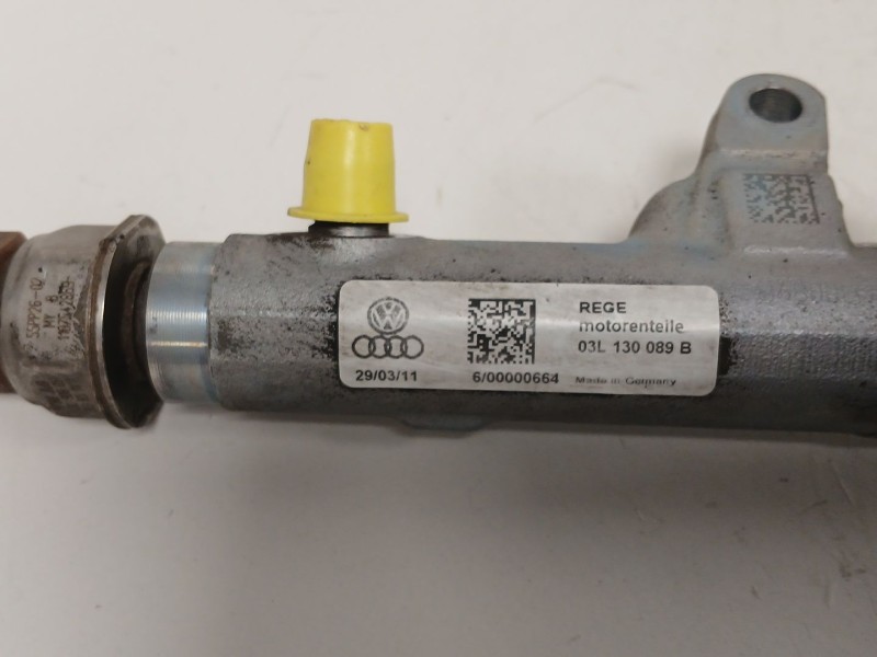 Recambio de rampa inyectora para seat altea (5p1) 1.6 tdi referencia OEM IAM 03L130089B  