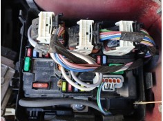Recambio de caja reles / fusibles para citroën c3 ii (sc_) 1.2 vti 82 referencia OEM IAM 9667199680  