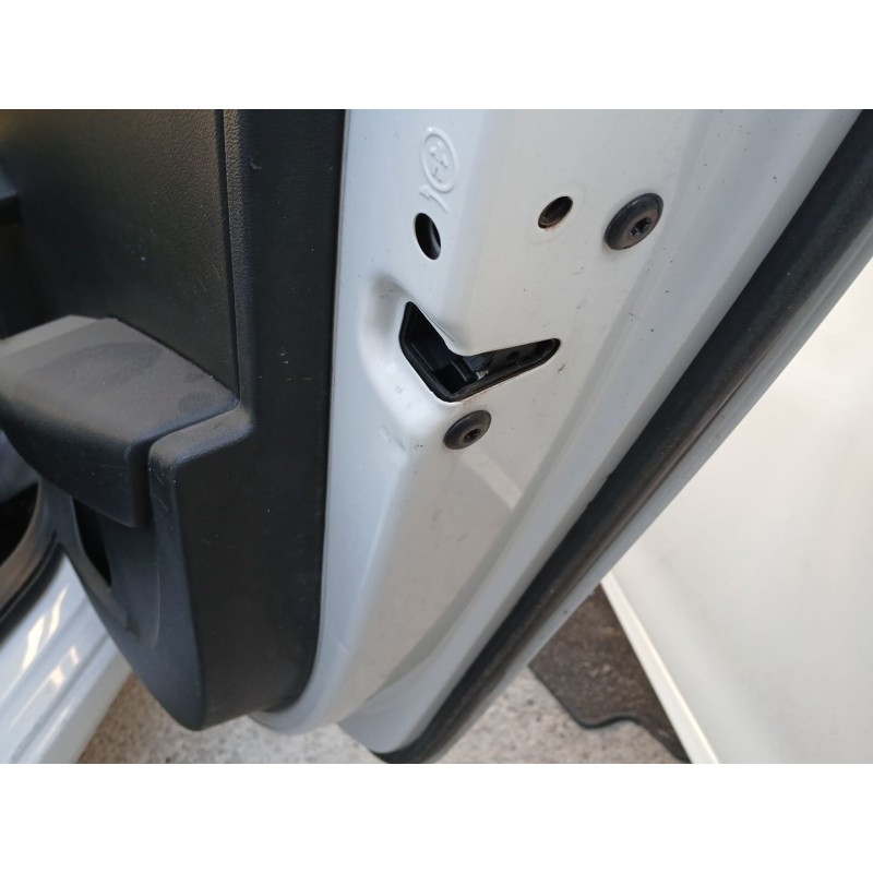 Recambio de cerradura puerta trasera derecha para skoda octavia iii combi (5e5, 5e6) 1.6 tdi referencia OEM IAM   