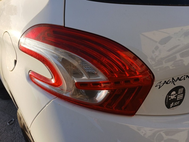 Recambio de piloto trasero izquierdo para peugeot 208 i (ca_, cc_) 1.4 hdi referencia OEM IAM   