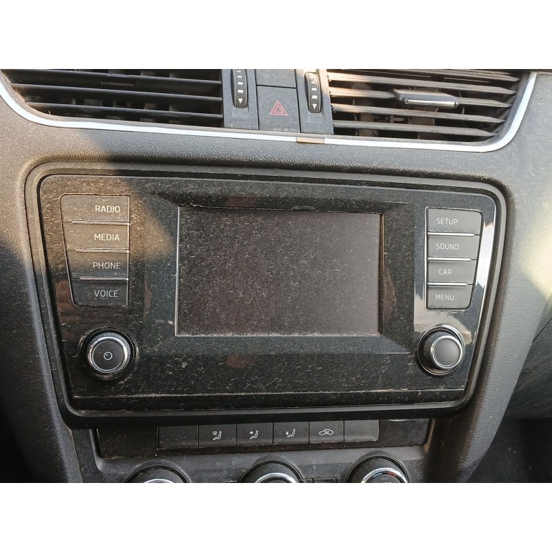 Recambio de sistema audio / radio cd para skoda octavia iii combi (5e5, 5e6) 1.6 tdi referencia OEM IAM   