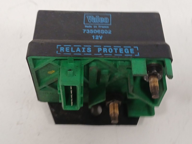 Recambio de caja precalentamiento para peugeot 406 berlina (s1/s2) 1.9 turbodiesel cat referencia OEM IAM  15379 73506802