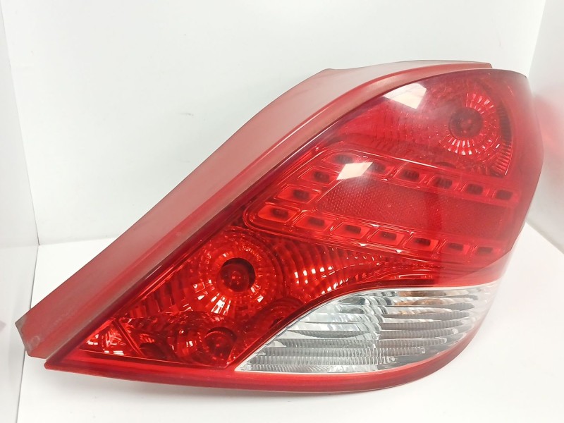 Recambio de piloto trasero derecho para peugeot 207/207+ (wa_, wc_) 1.4 16v referencia OEM IAM   