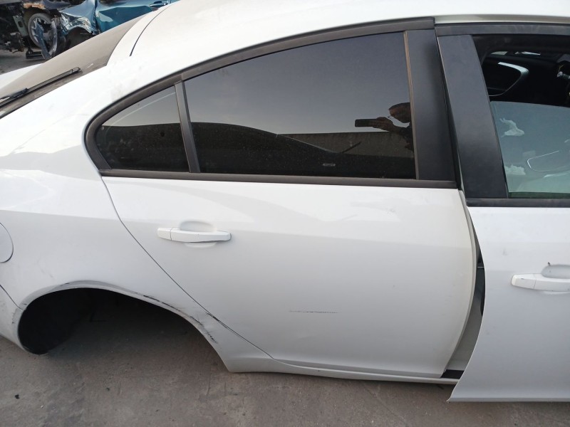 Recambio de puerta trasera derecha para opel insignia a (g09) 2.0 cdti (68) referencia OEM IAM   