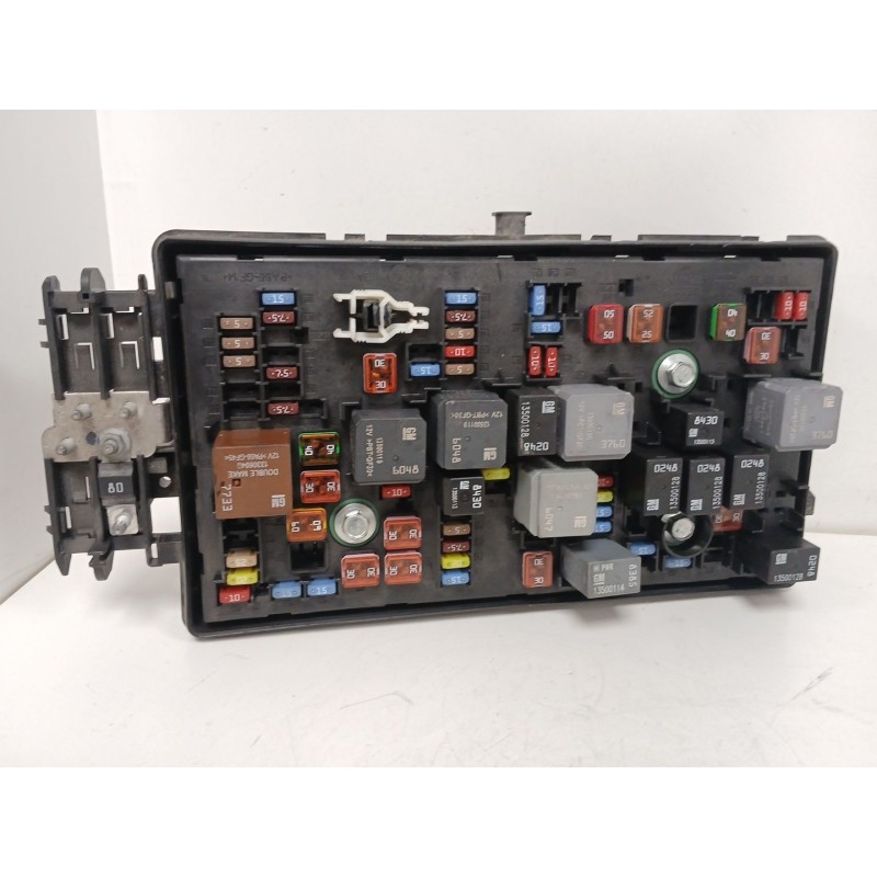 Recambio de caja reles / fusibles para opel insignia a (g09) 2.0 cdti (68) referencia OEM IAM 13255300 544949969 