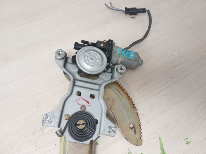Recambio de elevalunas delantero derecho para kia carnival ii 2.9 cdri ex referencia OEM IAM 0K5525856Y XH023PA 
