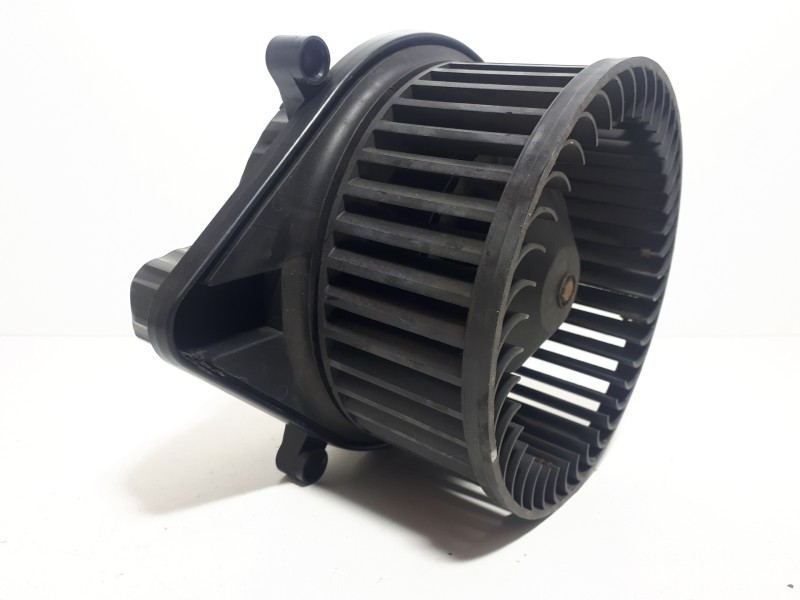 Recambio de motor calefaccion para audi a4 avant (8e) 2.0 tdi referencia OEM IAM 8E1820021E  