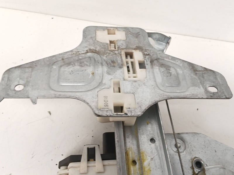 Recambio de elevalunas trasero izquierdo para citroën c4 berlina sx referencia OEM IAM 922389  