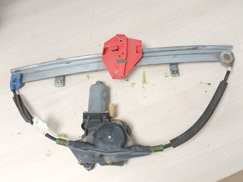 Recambio de elevalunas delantero derecho para ford mondeo berlina (gd) 1.8 16v cat referencia OEM IAM  10924 
