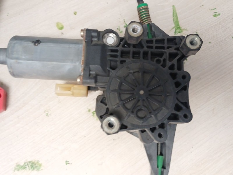 Recambio de elevalunas delantero derecho para ford mondeo berlina (gd) 1.8 16v cat referencia OEM IAM  10924 
