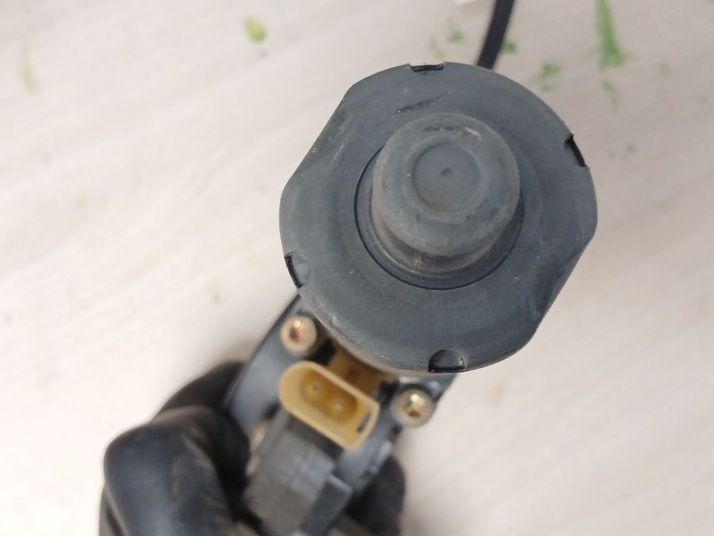 Recambio de elevalunas delantero derecho para ford mondeo berlina (gd) 1.8 16v cat referencia OEM IAM  10924 