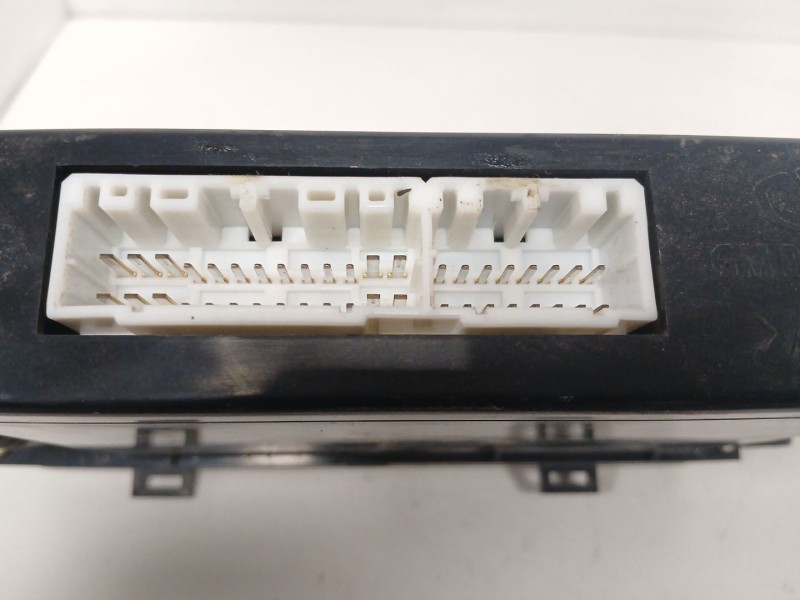 Recambio de mando climatizador para chevrolet captiva (c100, c140) 2.0 d 4wd referencia OEM IAM 25974593  