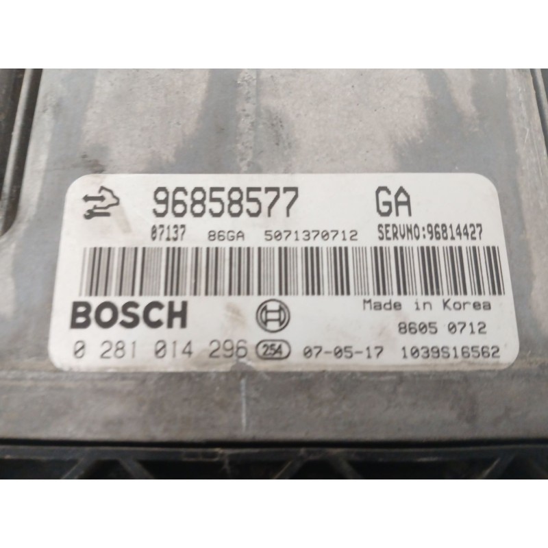 Recambio de centralita motor uce para chevrolet captiva (c100, c140) 2.0 d 4wd referencia OEM IAM 0281014296 96858577 96814427