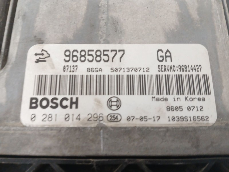 Recambio de centralita motor uce para chevrolet captiva (c100, c140) 2.0 d 4wd referencia OEM IAM 0281014296 96858577 96814427