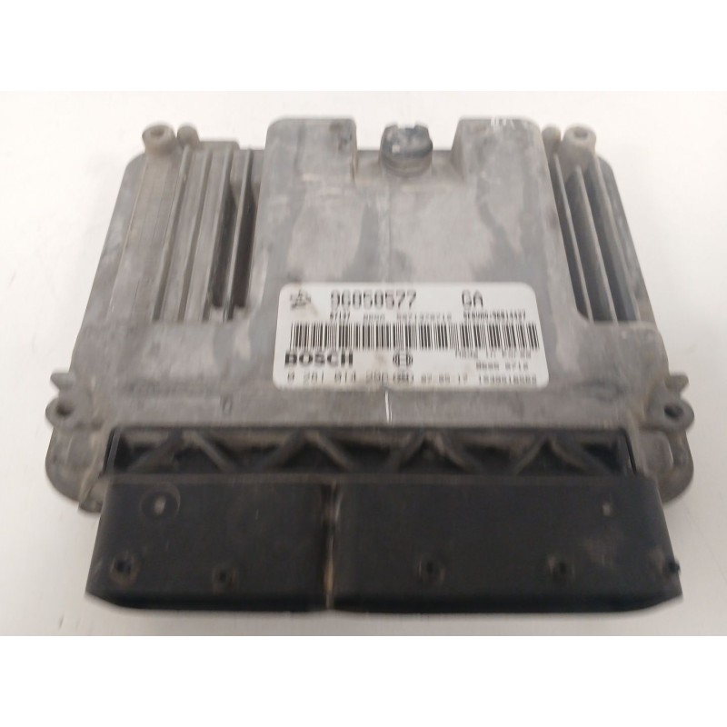 Recambio de centralita motor uce para chevrolet captiva (c100, c140) 2.0 d 4wd referencia OEM IAM 0281014296 96858577 96814427