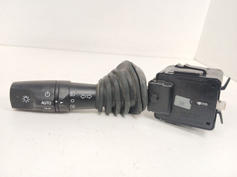 Recambio de mando luces para chevrolet captiva (c100, c140) 2.0 d 4wd referencia OEM IAM   