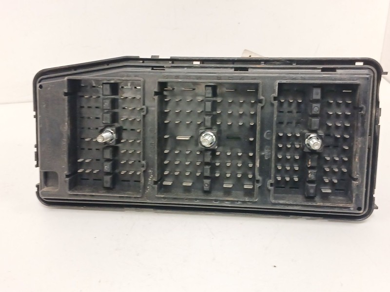 Recambio de caja reles / fusibles para chevrolet captiva (c100, c140) 2.0 d 4wd referencia OEM IAM   