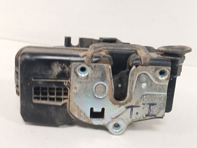 Recambio de cerradura puerta trasera izquierda para chevrolet captiva (c100, c140) 2.0 d 4wd referencia OEM IAM   