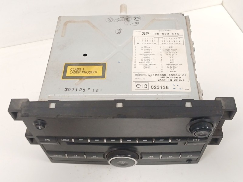 Recambio de sistema audio / radio cd para chevrolet captiva (c100, c140) 2.0 d 4wd referencia OEM IAM 96673510  