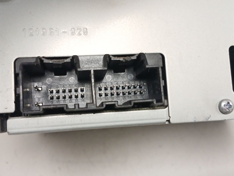 Recambio de sistema audio / radio cd para chevrolet captiva (c100, c140) 2.0 d 4wd referencia OEM IAM 96673510  