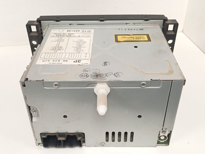 Recambio de sistema audio / radio cd para chevrolet captiva (c100, c140) 2.0 d 4wd referencia OEM IAM 96673510  