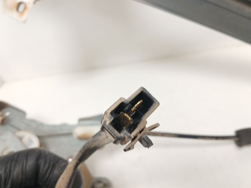 Recambio de elevalunas trasero derecho para chevrolet captiva (c100, c140) 2.0 d 4wd referencia OEM IAM 96627082  