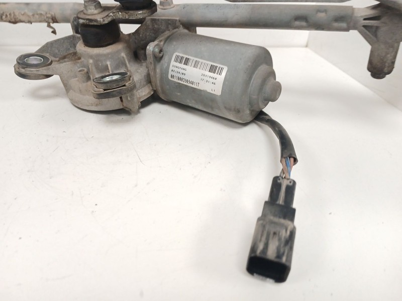 Recambio de motor limpia delantero para chevrolet captiva (c100, c140) 2.0 d 4wd referencia OEM IAM 25919460  