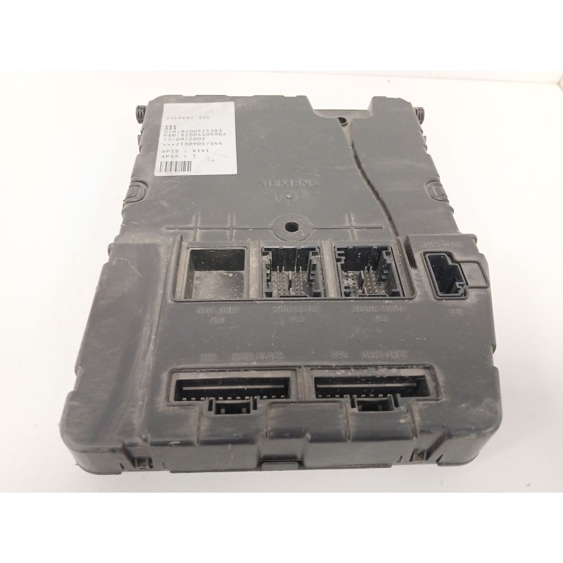 Recambio de no identificado para renault megane ii berlina 5p 1.5 dci diesel referencia OEM IAM 8200440590 8200525383 