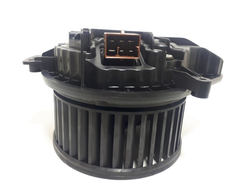 Recambio de motor calefaccion para audi a4 avant (8e) 2.0 tdi referencia OEM IAM 8E1820021E  