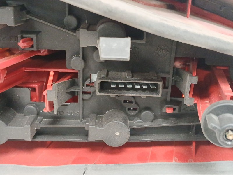 Recambio de piloto trasero derecho para peugeot 106 (s2) 1.1 referencia OEM IAM  10212 