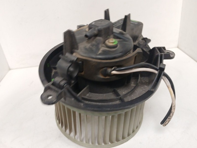 Recambio de motor calefaccion para citroën xsara berlina 1.9 diesel referencia OEM IAM WJZDW8  