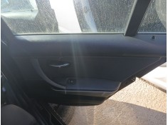 ELEVALUNAS TRASERO DERECHO 
