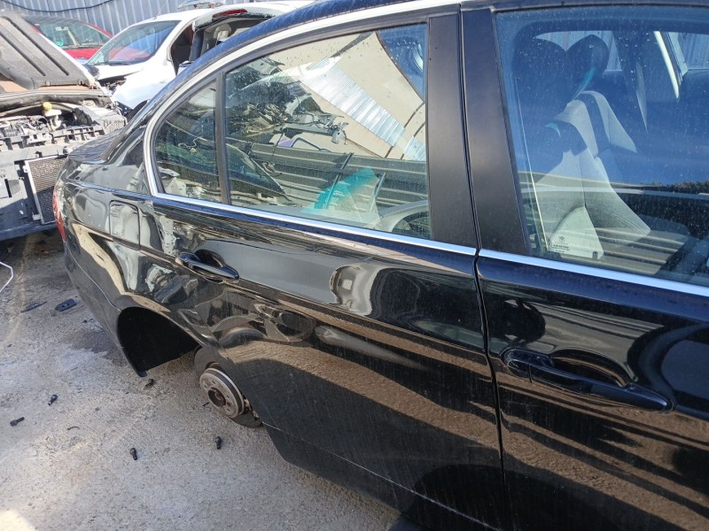 Recambio de puerta trasera derecha para bmw 3 (e90) 325 d referencia OEM IAM   