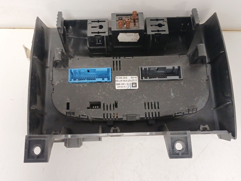 Recambio de mando climatizador para opel zafira a 2.0 dti referencia OEM IAM 013140985  