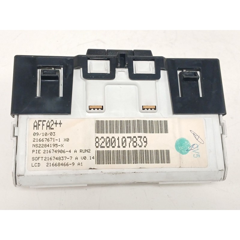 Recambio de pantalla multifuncion para renault megane ii classic berlina confort authentique referencia OEM IAM 820017839  