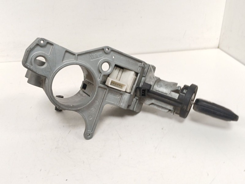 Recambio de conmutador de arranque para opel astra h berlina 1.9 16v cdti cat (z 19 dth / lrd) referencia OEM IAM N0501882  