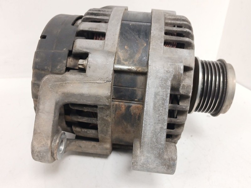 Recambio de alternador para chevrolet captiva (c100, c140) 2.0 d 4wd referencia OEM IAM   
