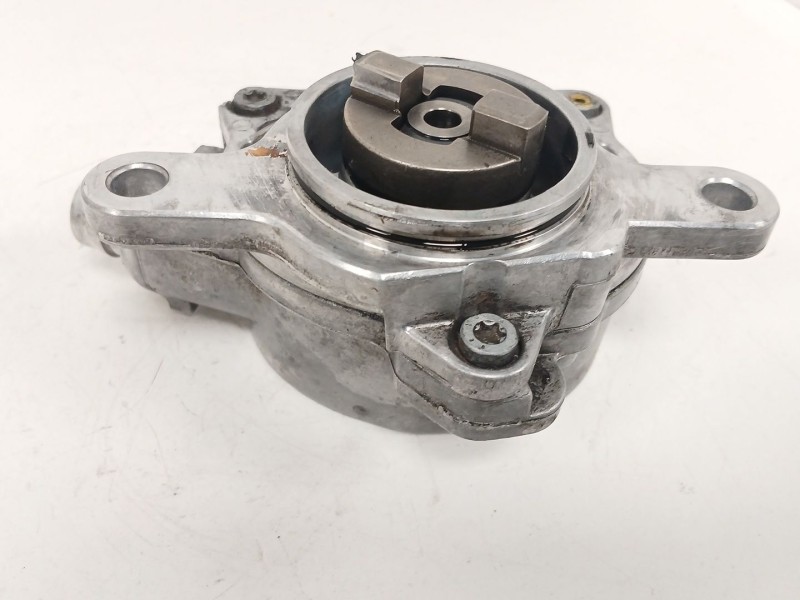 Recambio de depresor freno / bomba vacio para nissan interstar autobús (x70) dci 90 referencia OEM IAM 8200640105  