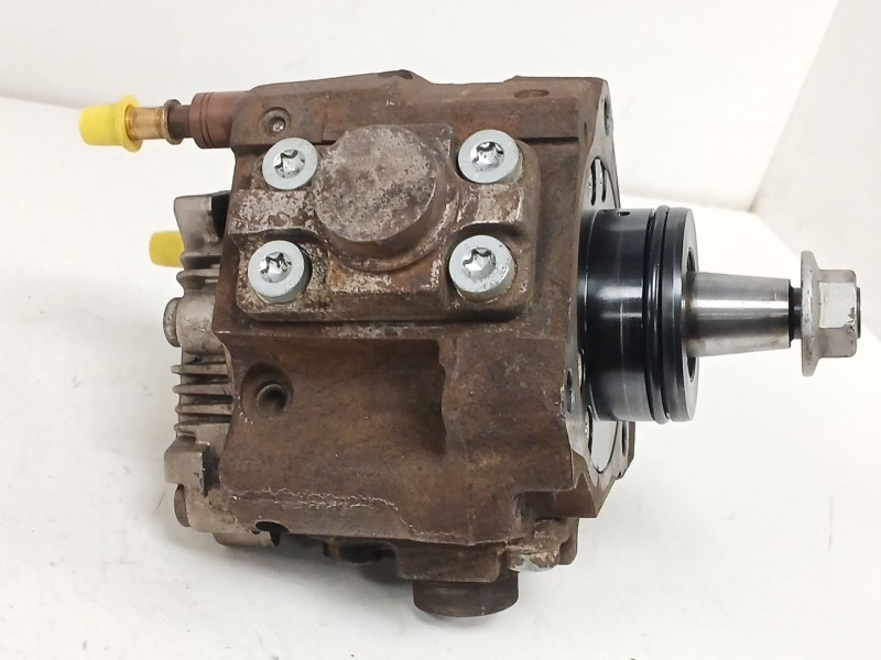Recambio de bomba inyeccion para nissan interstar autobús (x70) dci 90 referencia OEM IAM 0445010196 8200503230 