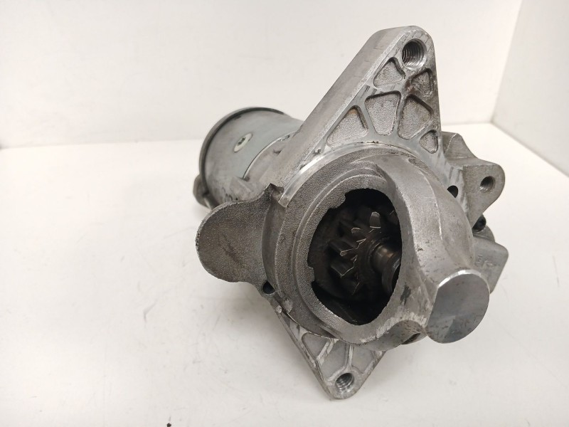 Recambio de motor arranque para renault laguna iii (bt0/1) 2.0 dci (bt07, bt0j, bt14, bt1a, bt1s) referencia OEM IAM 233003025R 