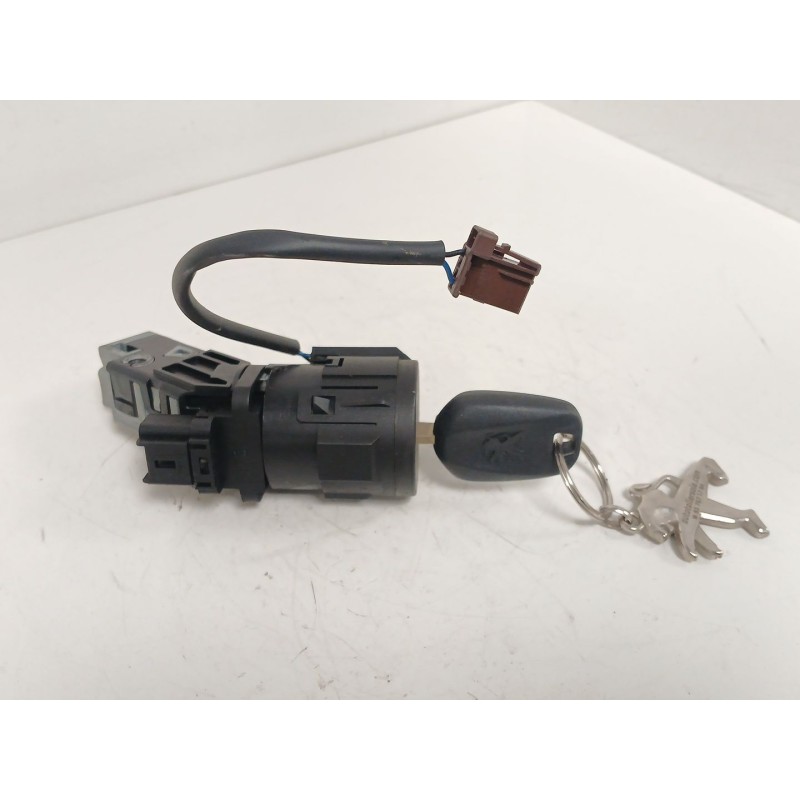 Recambio de conmutador de arranque para peugeot 208 i (ca_, cc_) 1.4 hdi referencia OEM IAM 96762547 9663123380 