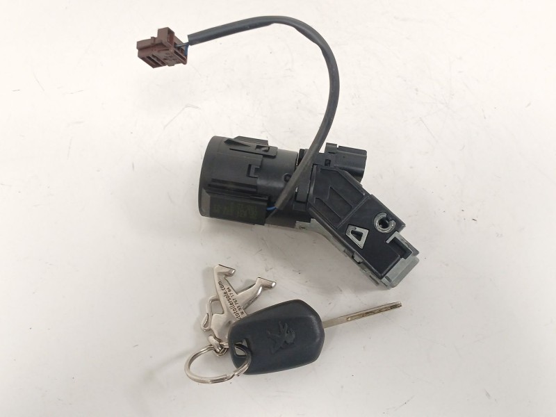 Recambio de conmutador de arranque para peugeot 208 i (ca_, cc_) 1.4 hdi referencia OEM IAM 96762547 9663123380 