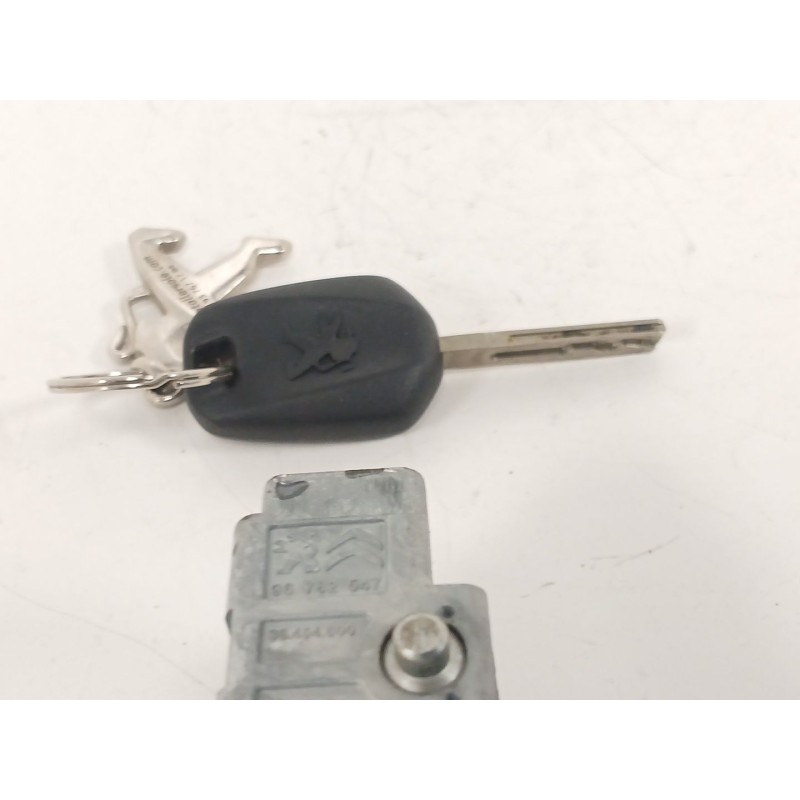 Recambio de conmutador de arranque para peugeot 208 i (ca_, cc_) 1.4 hdi referencia OEM IAM 96762547 9663123380 