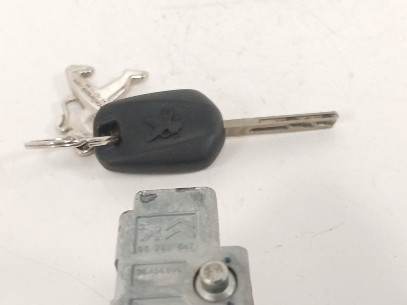 Recambio de conmutador de arranque para peugeot 208 i (ca_, cc_) 1.4 hdi referencia OEM IAM 96762547 9663123380 