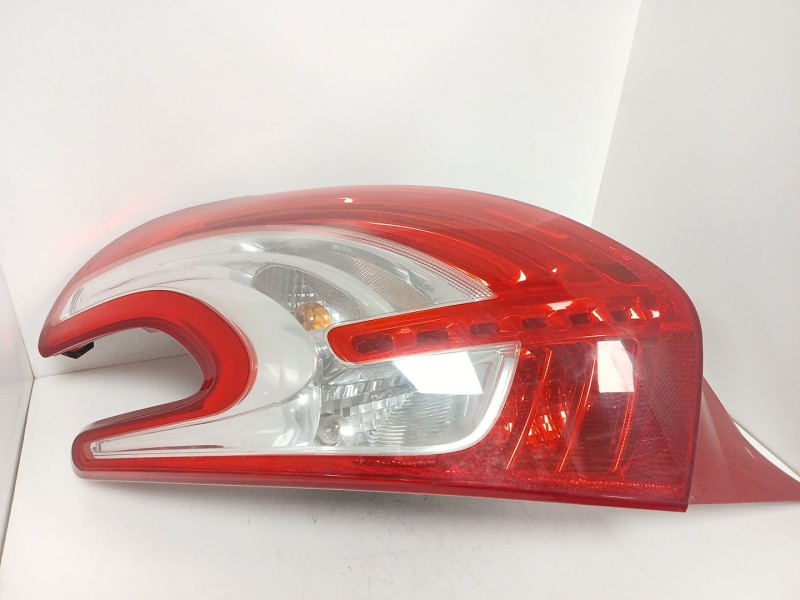 Recambio de piloto trasero izquierdo para peugeot 208 i (ca_, cc_) 1.4 hdi referencia OEM IAM   