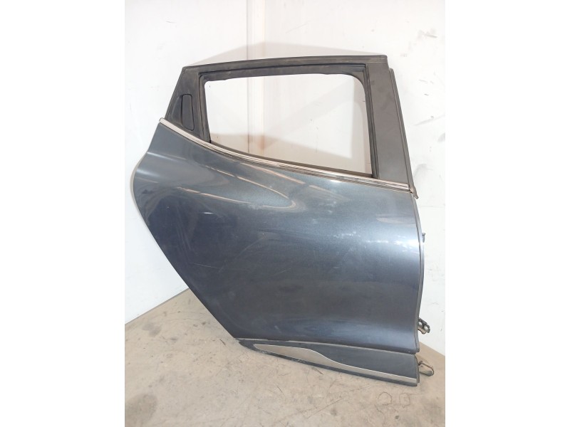 Recambio de puerta trasera derecha para renault clio iv (bh_) 0.9 tce 90 referencia OEM IAM   